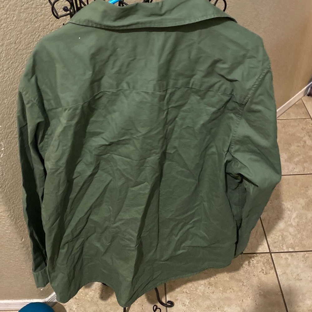 Light shirt jacket camouflage green